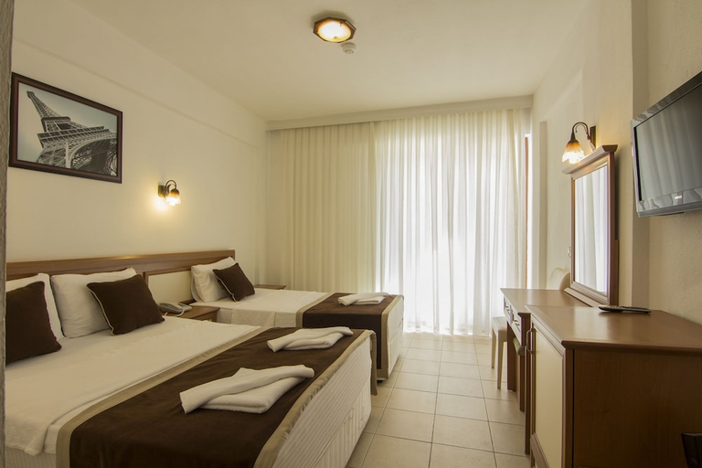 Bedroom 3, Belcekum Beach Hotel, Fethiye