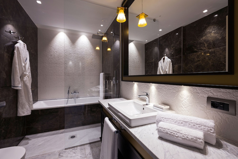 Bathroom 4, Hotel Palazzo Doglio, Cagliari