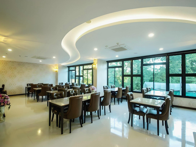 Food & Drinks 4, The Y Boutique Hotel, San Sai