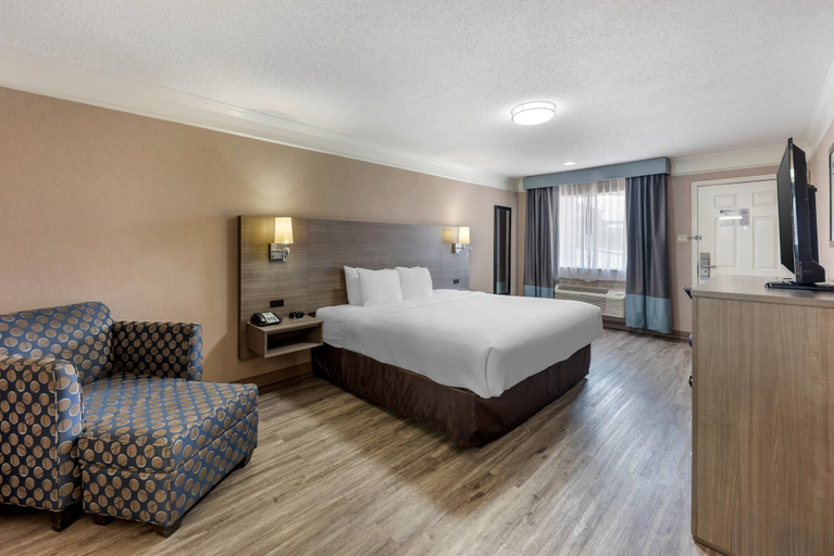 Bedroom 4, Quality Inn Near Lake Marble Falls, Burnet