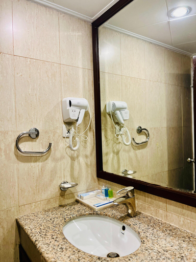 Bathroom 4, Hotel Hillview Islamabad, Islamabad