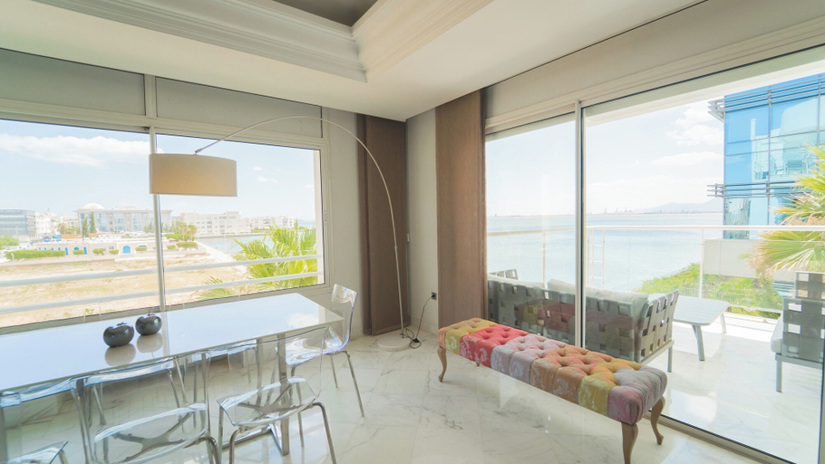 Room 3, Infinity View Spacious 3 bd With Lake View