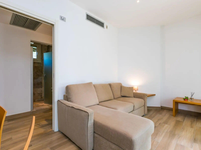 Living area 5, Hotiday Lodge Cecina, Livorno