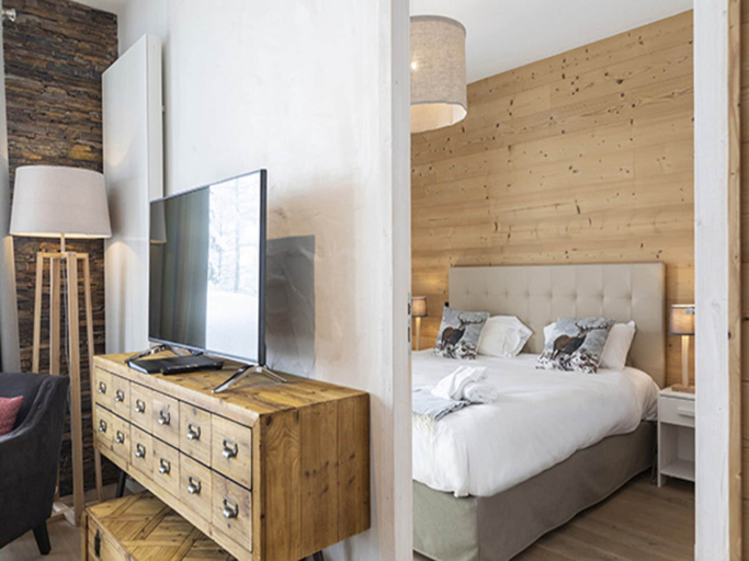 Room 5, Apartment in La Rosiere With Panoramic Views, Savoie