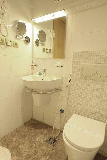 Bathroom 4, Al Shahba Hotel Makkah, Makkah