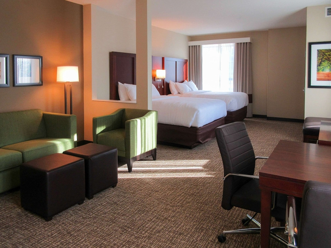 Bedroom 3, Comfort Suites Summerville, Berkeley