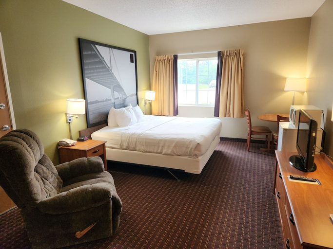 Bedroom 2, MainStay Suites LeClaire - Quad Cities, Scott