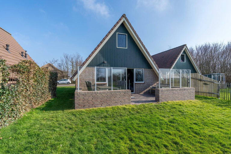 Exterior, Tastefully and Modernly Furnished Holiday Home for 6 Persons, Texel