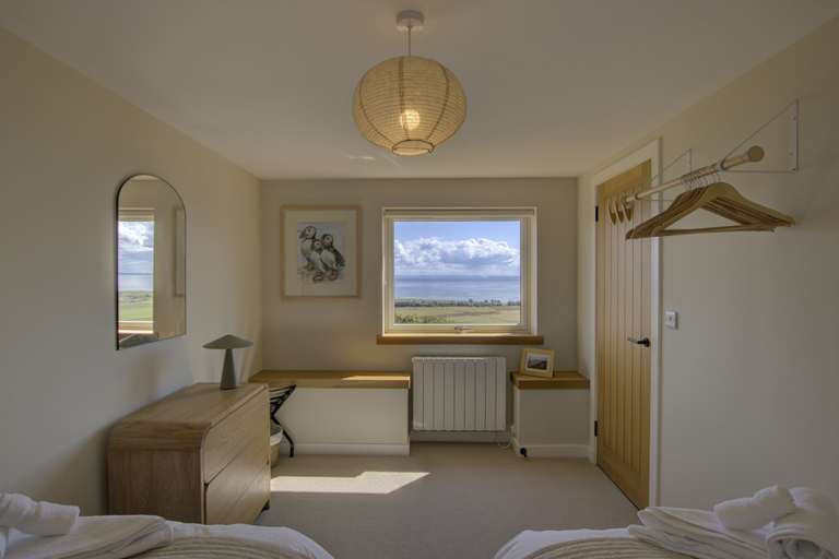 Room 2, 22 Lothmore Loth in Helmsdale, Highland