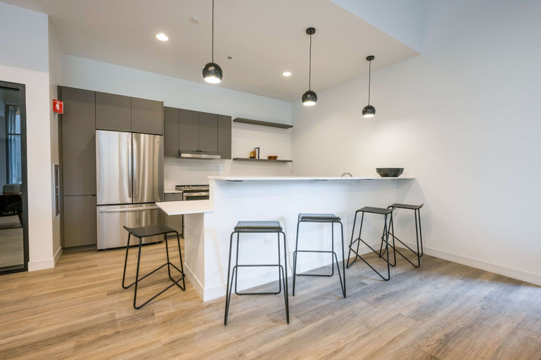 Room 5, The Ultimate Lincoln Park Group Getaway, Cook