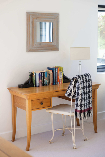 Room 5, Bespoke Retreat for 4 in West Wittering, West Sussex