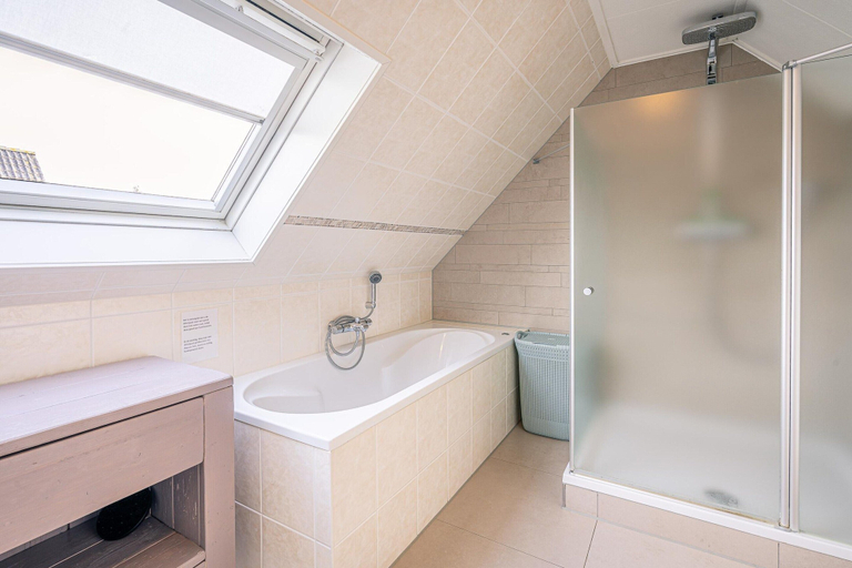 Bathroom 4, Charming Villa Near the sea and Forest, Texel
