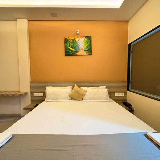 Room 3, Avron Beach Resort, Daman