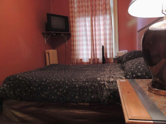 Bedroom 4, Hotel Arena Palace Montreal, Montréal
