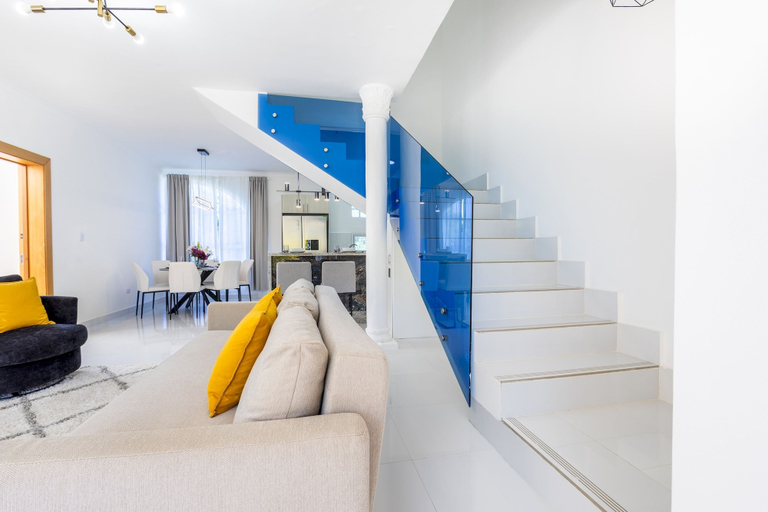 Room 4, New Modern 2-lvl Punta Cana Villa in Gated Community With Private Pool Rooftop Jacuzzi, Salvaleon de Higuey