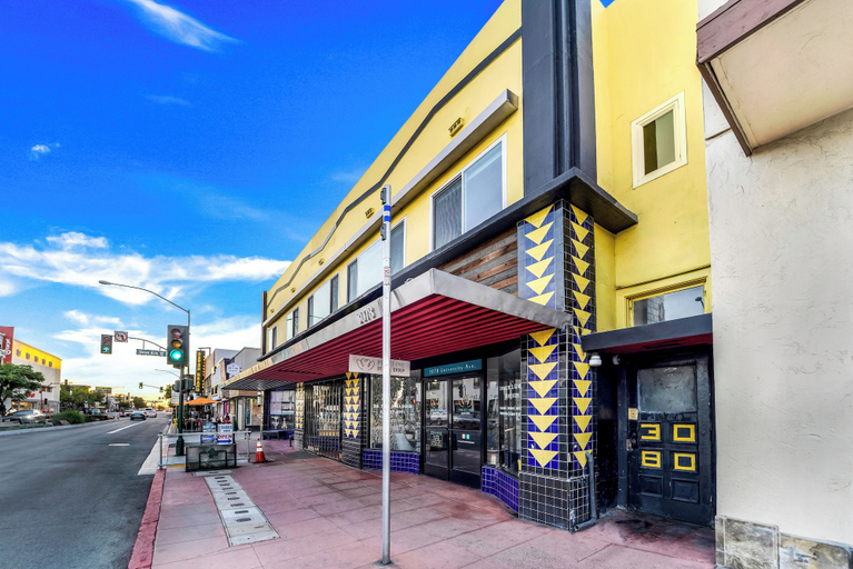 Exterior, The U, San Diego