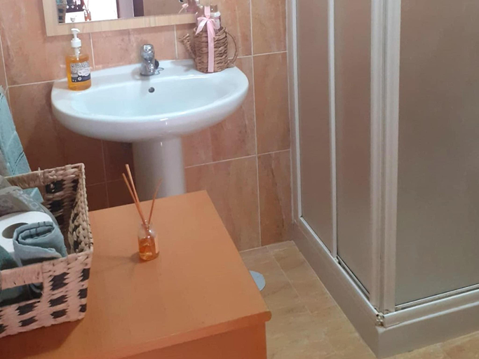 Bathroom 3, Apartment in Santa Cruz near Beaches, Santa Cruz de Tenerife