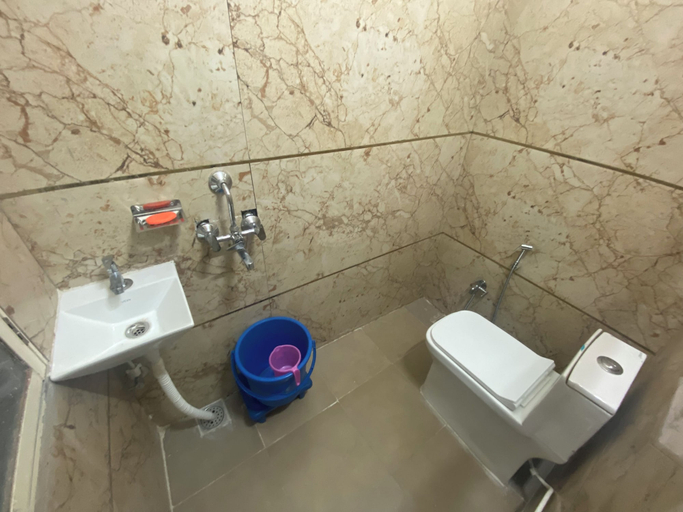 Bathroom 4, Shree Govindam Guest House, Ujjain