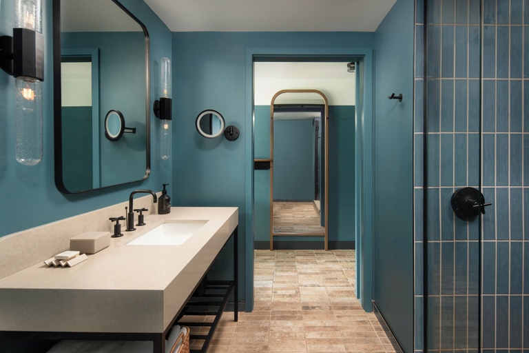 Bathroom 5, The Junto, Franklin