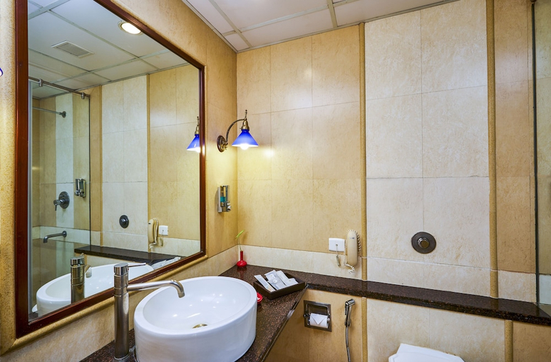 Bathroom 3, Club Mahindra Kumbhalgarh, Rajsamand