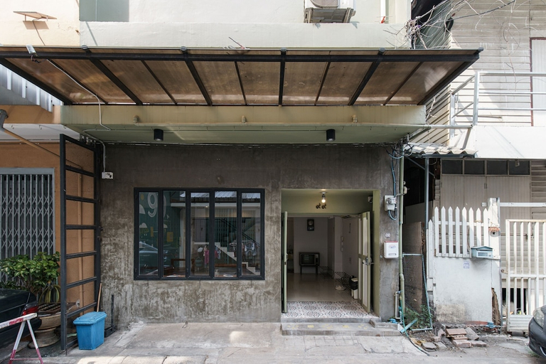 Others 4, 99 Hostel, Phra Nakhon