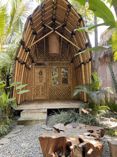 C Family Hotel Room Type - Cabin Saung Twin