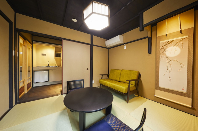 Others 5, Rinn Shijo Takasegawa North, Kyoto