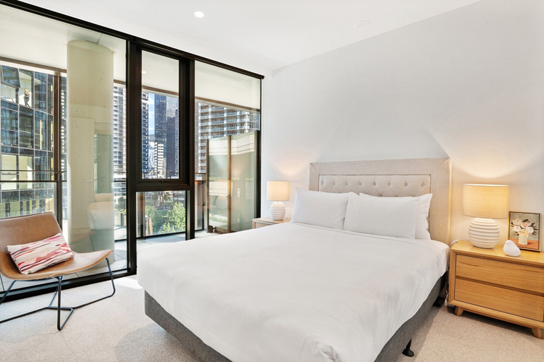 Room 5, Spacious Modern Apartment With Pool & Gym Access, Melbourne