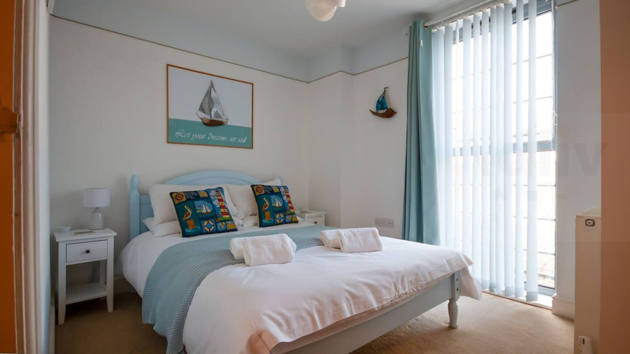 Room 5, 2 Bed Seapoint Birchington Escape By Adliv, Kent