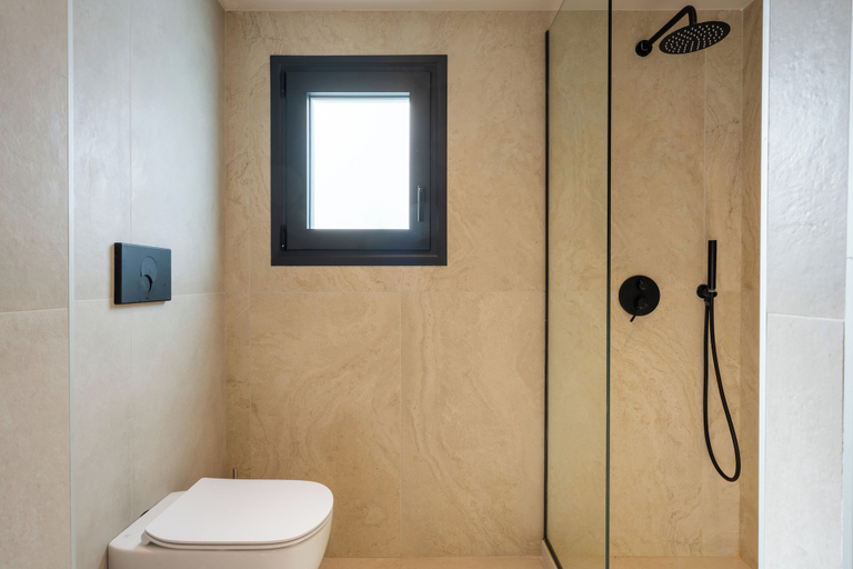 Bathroom 4, NAMA Suites, Crete