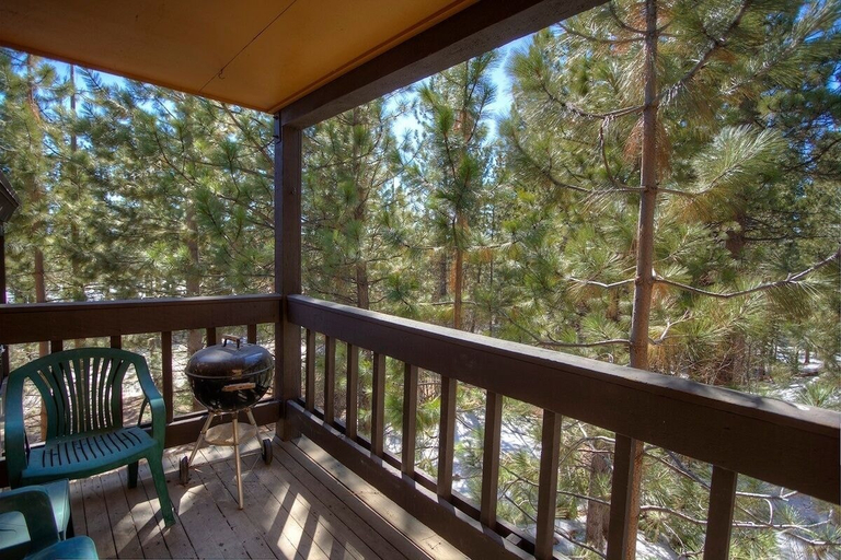 Property grounds 3, Alpine Getaway 3 Bedroom Home by RedAwning, Placer