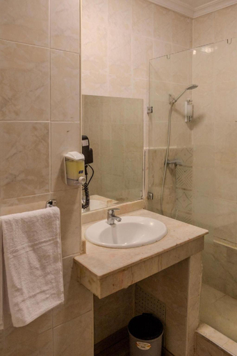 Bathroom 5, Imperial Holiday Hotel, Marrakech