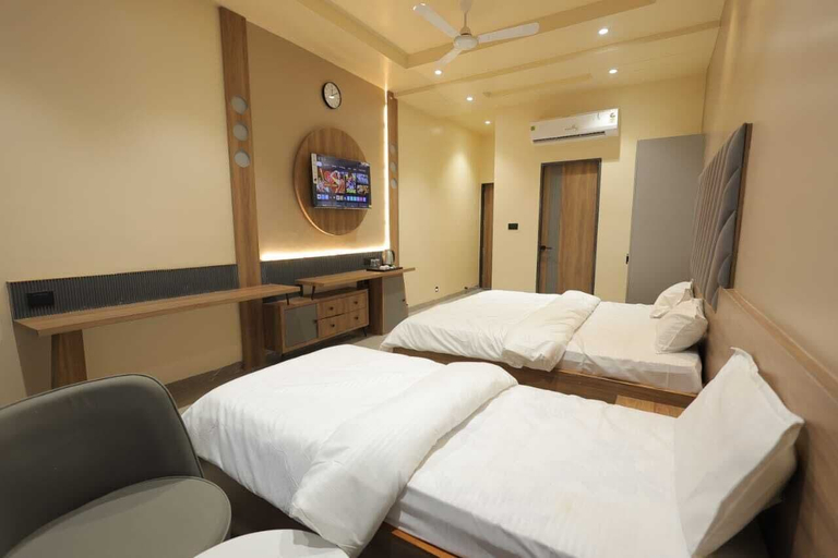 Room 4, Hotel Black Harbour, Bharatpur