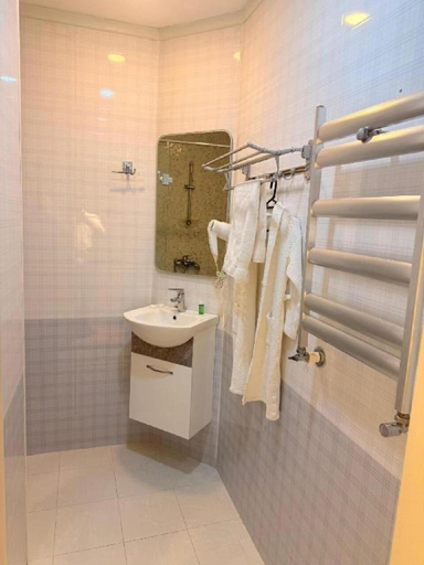 Bathroom 3, Luxury City Apart Hotel, Baku