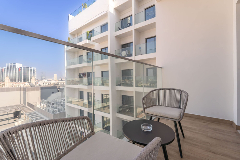 Room 5, Chic Modern Studio Apartment for 2 in JVC, Dubai