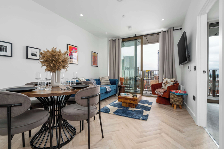Room 5, Cottonopolis Suite With 1 Bedrooms and 1 Bathrooms, Manchester