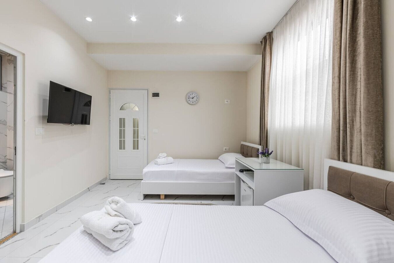 Room 2, Mokador Twin 5 - Escape, Shkodrës