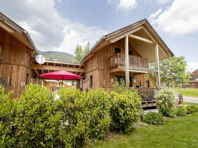 Others 1, Attractive Chalet With Sauna, Murau