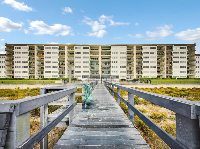 Exterior & Views 2, Oceanfront Beach Condo with Private Balcony, Short Walk to Pool and Beach by RedAwning, Nassau