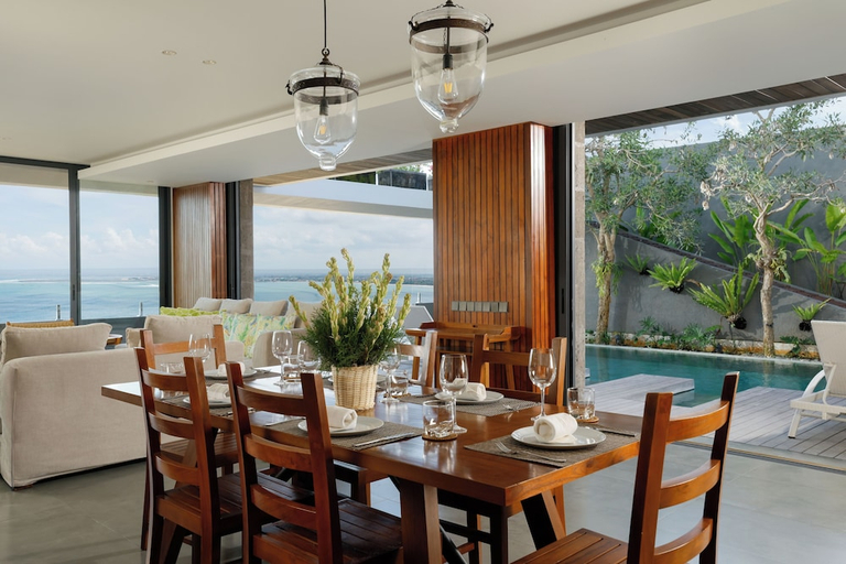 Food & Drinks, Santos Cliff View by Nakula, Badung