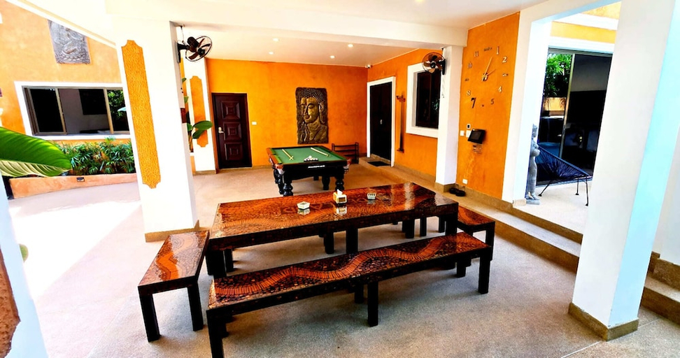 Food & Drinks, HIDELAND Luxury Pool Villa Pattaya Walking Street, Pattaya