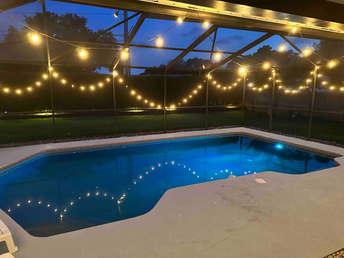 Room 3, Light Sand With Heated Pool, Pinellas