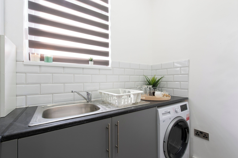 Interior 4, Apartment - Stay 6 - Parking - Petsok - Stratford, London