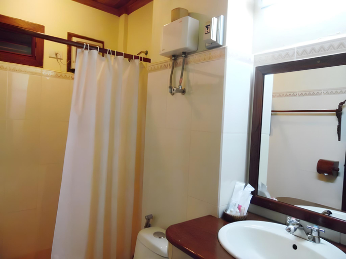 Bathroom 4, Villa Saykham, Luang Prabang
