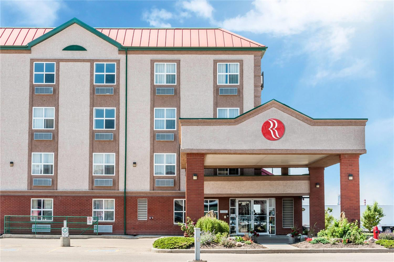Exterior & Views, Ramada by Wyndham Sherwood Park, Division No. 11