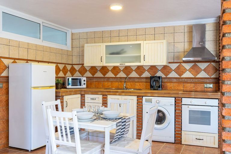 Room 5, Apartamento Alberti Solset, Málaga