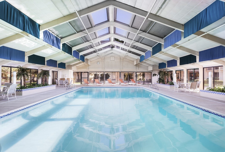 Sport & Beauty, The Querque Hotel, Bernalillo