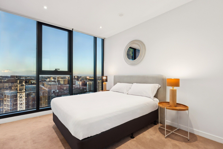 Room 5, Fortitude Valley 3-bed, Top Floor + Bridge View, Fortitude Valley