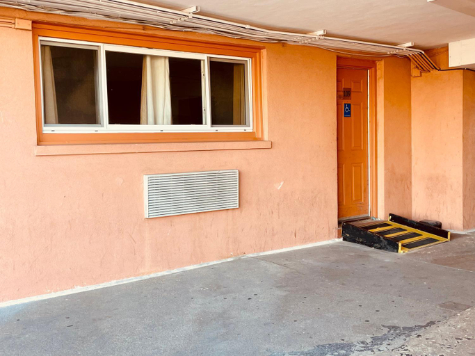 Exterior & Views 1, Skylark Motel, Cook