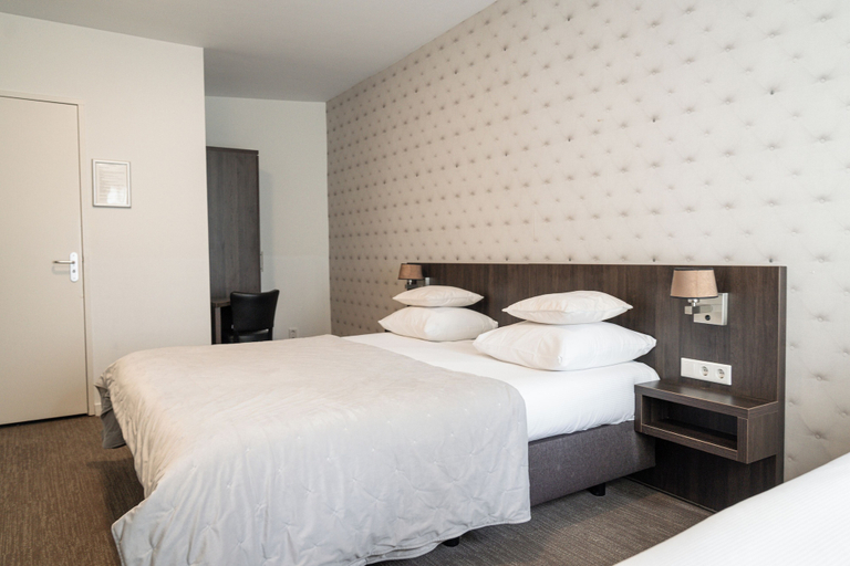 Bedroom 4, Het Hart van Weesp, Weesp